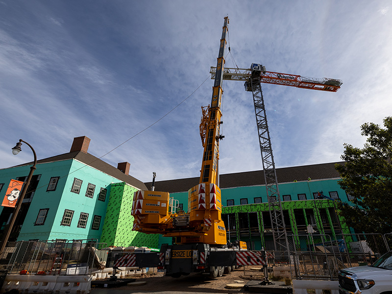 New Frontiers crane being removed
