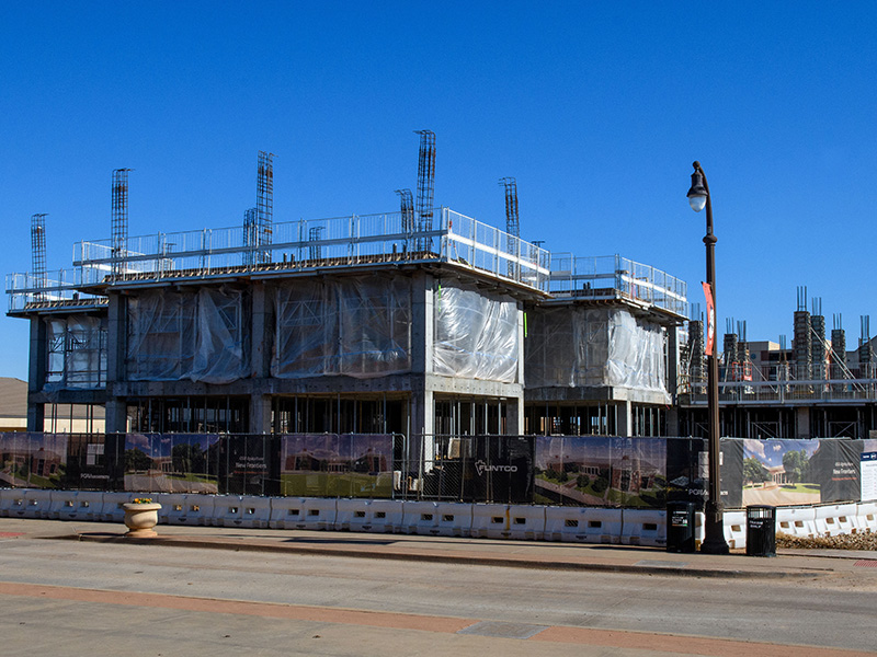 Setting forms and columns on south end of new building